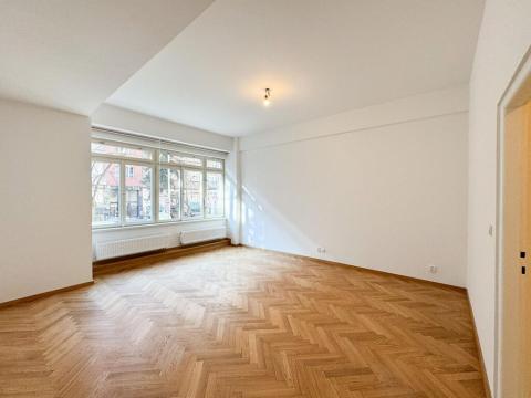 Pronájem bytu 1+kk, Praha - Vinohrady, Londýnská, 11000 m2