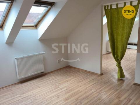 Pronájem bytu 2+1, Přerov, Čechova, 60 m2