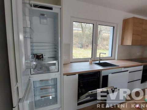 Prodej rodinného domu, Knovíz, Na Hrudném, 114 m2