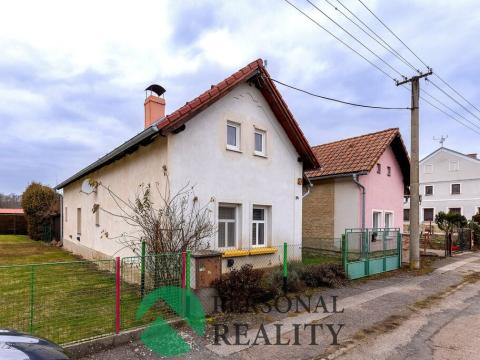 Prodej rodinného domu, Lužany, 160 m2