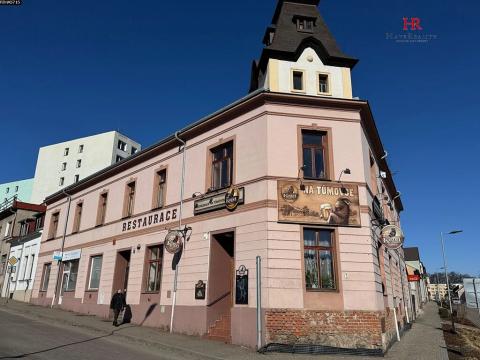 Pronájem obchodního prostoru, Benešov, Hráského, 80 m2