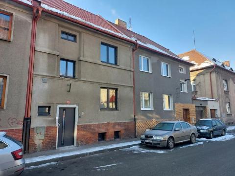 Pronájem bytu 1+1, Žatec, Boženy Němcové, 42 m2