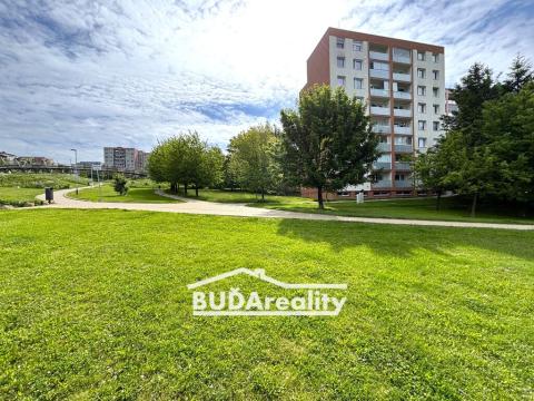 Prodej bytu 2+1, Zlín, Na Honech III, 68 m2