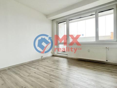 Pronájem bytu 1+kk, Praha - Kobylisy, Kyselova, 28 m2