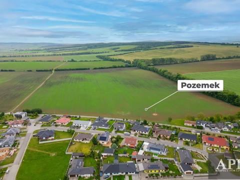 Prodej pozemku pro bydlení, Nivnice, 1831 m2