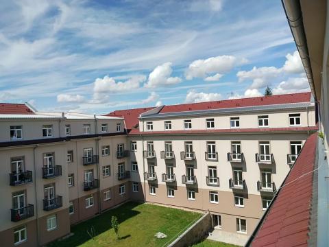 Prodej bytu 2+kk, Milovice, Slepá, 61 m2