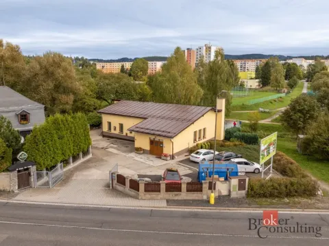 Prodej obchodního prostoru, Jablonec nad Nisou - Mšeno nad Nisou, Želivského, 300 m2
