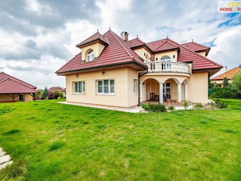 Prodej rodinného domu, Divišov, Vrcha II, 350 m2