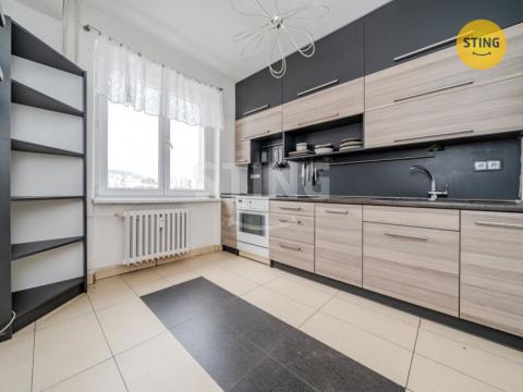 Prodej bytu 3+1, Rožnov pod Radhoštěm, 1. máje, 64 m2