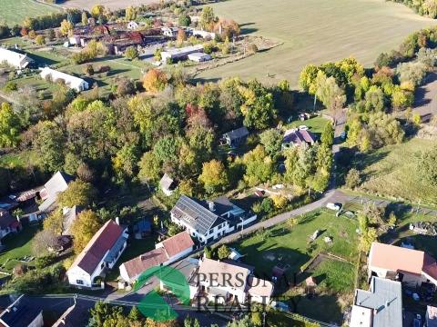Prodej rodinného domu, Měrunice, 2560 m2