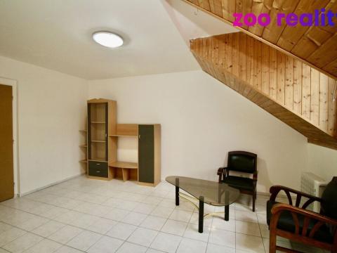 Pronájem bytu 1+kk, Vráto, 33 m2