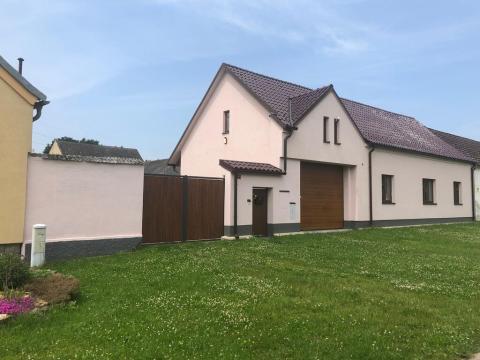 Prodej rodinného domu, Dříteň - Strachovice, 150 m2