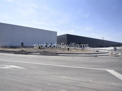 Pronájem výrobních prostor, Ostrava, Halasova, 10275 m2