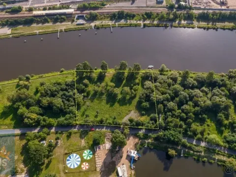 Pronájem komerčního pozemku, Praha - Lahovice, 200 m2