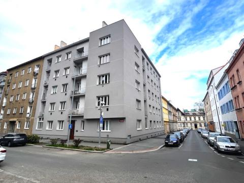 Prodej bytu 2+kk, Praha - Libeň, V mezihoří, 51 m2