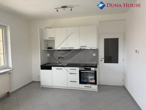 Pronájem bytu 2+1, Holubice - Kozinec, Lesní, 62 m2
