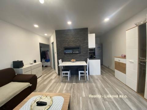 Prodej bytu 2+kk, Ústí nad Labem - Krásné Březno, V Oblouku, 48 m2