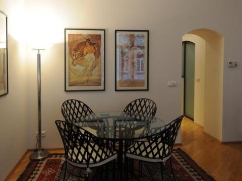Pronájem bytu 3+1, Praha - Nové Město, Odborů, 80 m2