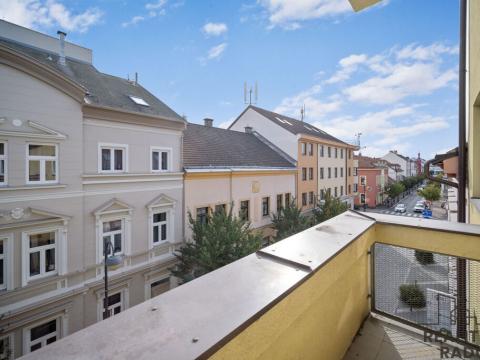 Pronájem bytu 2+kk, Pardubice, Smilova, 50 m2