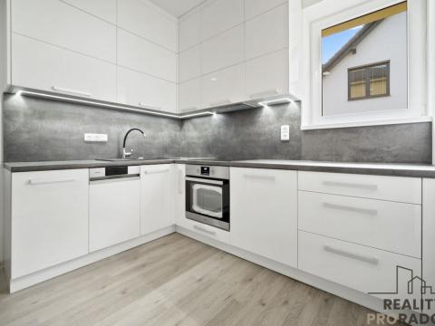 Prodej bytu 1+1, Hlinsko, Máchova, 44 m2