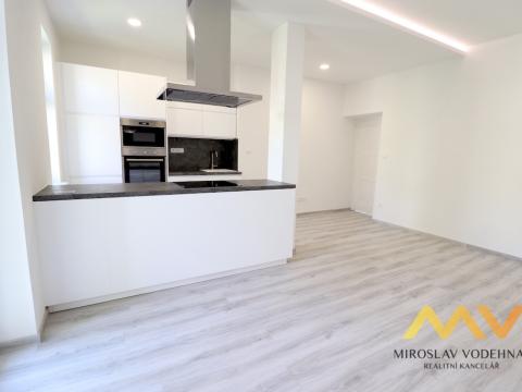 Pronájem bytu 3+kk, Hradec Králové, Klumparova, 87 m2