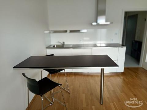 Pronájem bytu 1+kk, Praha - Libeň, U svobodárny, 28 m2