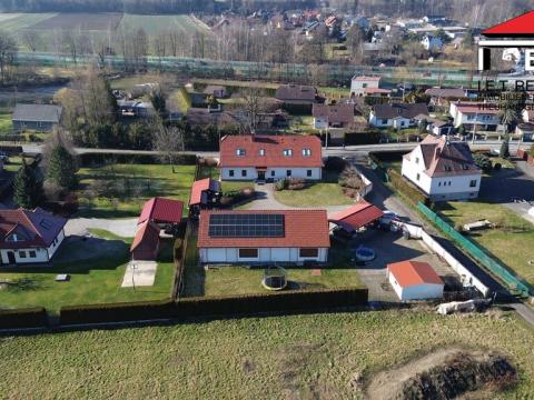 Pronájem obchodního prostoru, Baška - Kunčičky u Bašky, 610 m2
