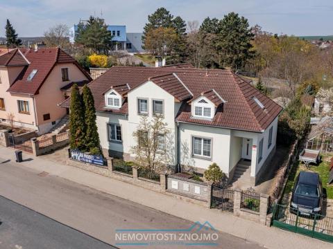 Prodej rodinného domu, Znojmo, Bratrstva, 340 m2