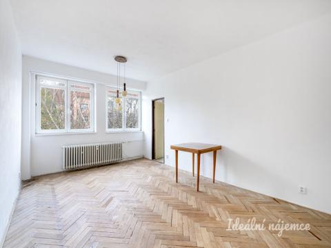 Pronájem bytu 3+1, Praha - Vinohrady, Hollarovo náměstí, 82 m2