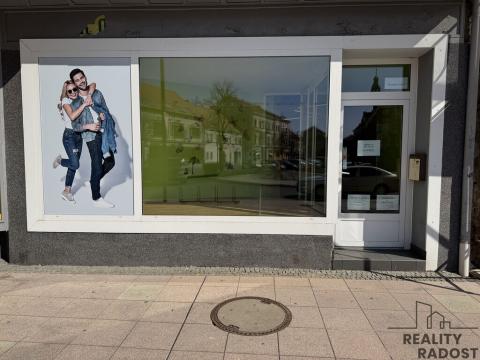 Pronájem obchodního prostoru, Hodonín, Národní třída, 62 m2