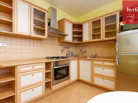 Prodej bytu 2+1, Opava, Holasická, 59 m2