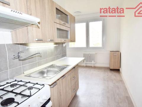 Pronájem bytu 2+1, Klášterec nad Ohří, Královéhradecká, 61 m2