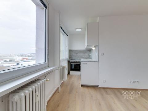 Prodej bytu 1+kk, Mladá Boleslav - Mladá Boleslav III, Zalužanská, 25 m2