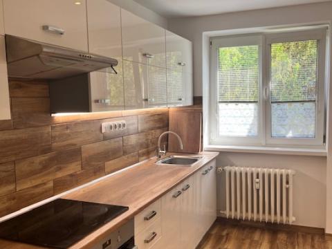 Pronájem bytu 2+1, Pardubice - Zelené Předměstí, Sokolovská, 61 m2