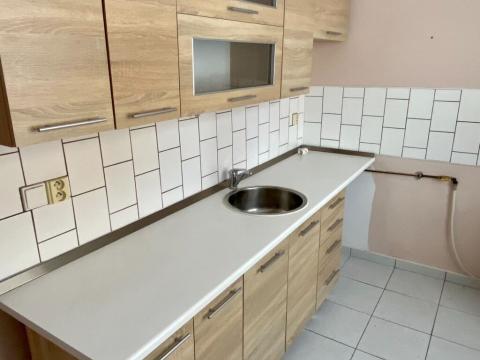 Prodej bytu 3+1, Habartov, Karla Čapka, 55 m2