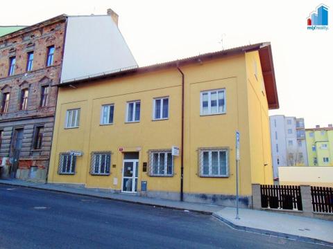 Pronájem bytu 3+1, Plzeň, U Tržiště, 83 m2