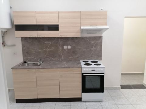 Pronájem bytu 1+kk, Kladno, Osvoboz. pol. vězňů, 41 m2