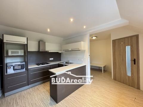 Prodej bytu 2+kk, Otrokovice, tř. Tomáše Bati, 44 m2