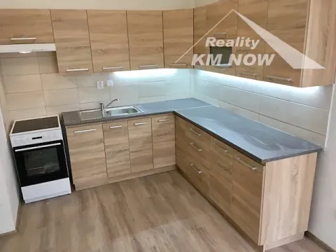 Pronájem bytu 2+1, Kroměříž, Riegrovo náměstí, 64 m2