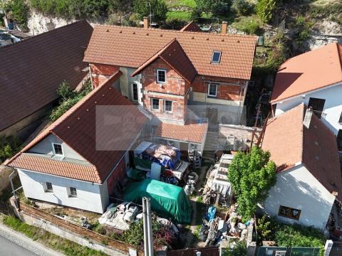 Prodej rodinného domu, Neuměřice, 220 m2