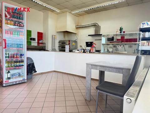 Pronájem restaurace, Praha - Radotín, Horymírovo náměstí, 47 m2