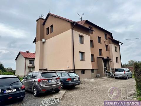 Prodej bytu 3+1, Dubenec, 71 m2