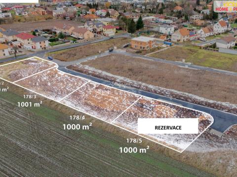 Prodej pozemku pro bydlení, Veleň, Sněžná, 1000 m2
