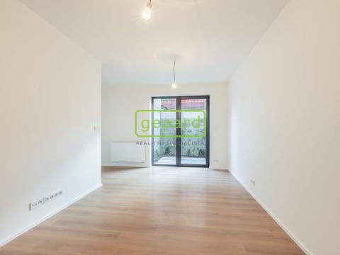 Pronájem bytu 1+kk, Praha - Kobylisy, Pakoměřická, 30 m2