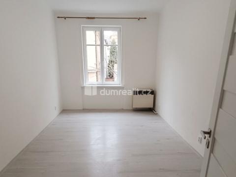 Pronájem bytu 2+1, Děčín - Děčín IV-Podmokly, Bezručova, 49 m2