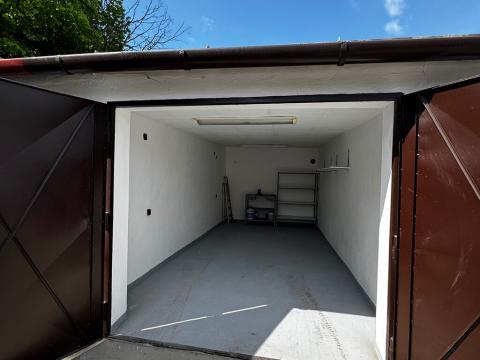 Pronájem garáže, Opava, Zíkova, 20 m2