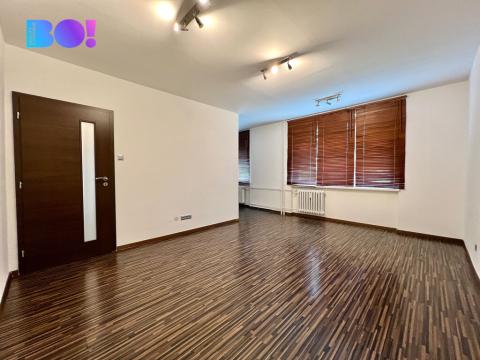 Prodej bytu 2+1, Ostrava, Hlavní třída, 54 m2