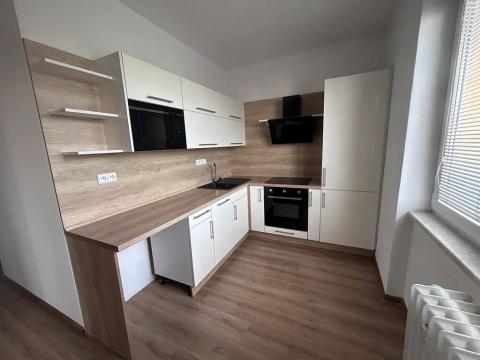 Prodej bytu 1+1, Ostrava, Sokolovská, 33 m2