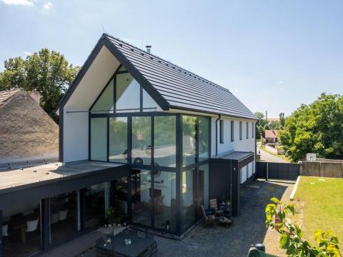 Prodej ubytování, Černěves, 237 m2