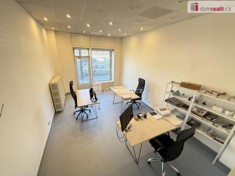 Pronájem obchodního prostoru, Praha - Vinohrady, Vinohradská, 32 m2